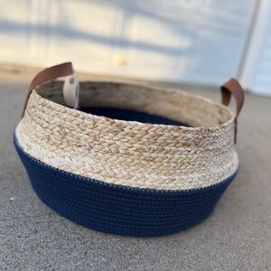 Frontgate Woven Collapsible Basket with Leather Handles - NWT